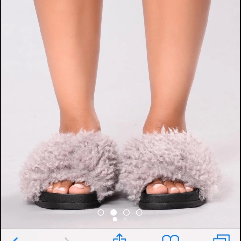 Lavender fur slides